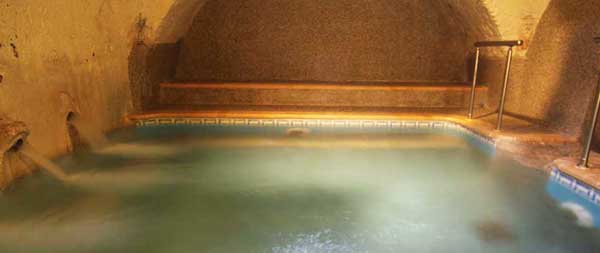 Χαμαμ 'Αγκιστρου